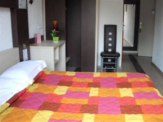 Cit'hotel Du Tigre 2* Verdun-sur-Meuse